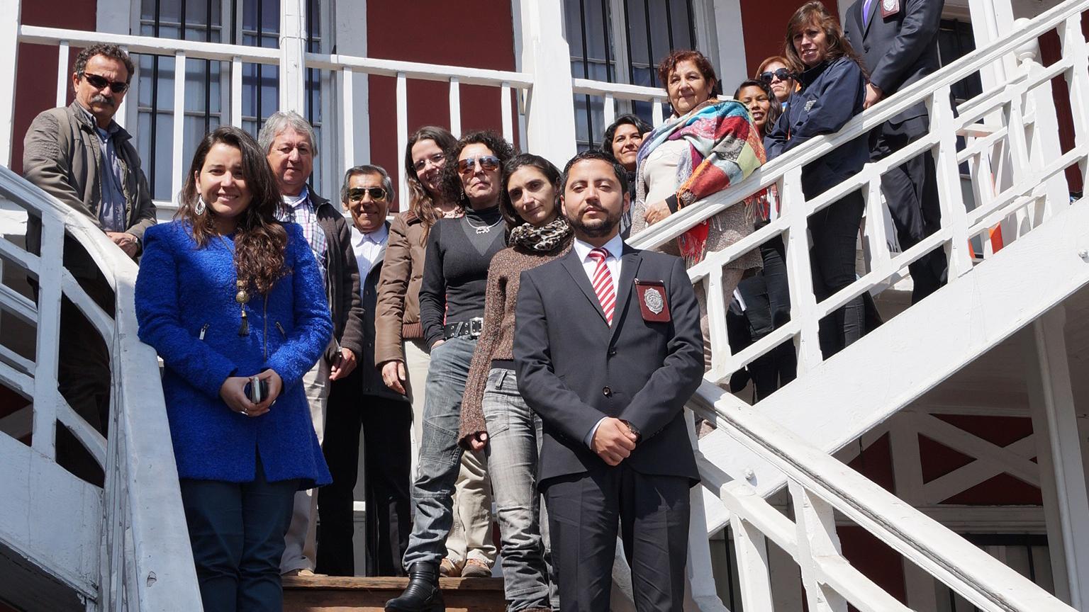 Asistentes y expositores del conversatorio sobre ética, valores y conservación de cuerpos momificados. Museo Regional de Antofagasta.
(Fotografía: Álvarez, P. 2015)