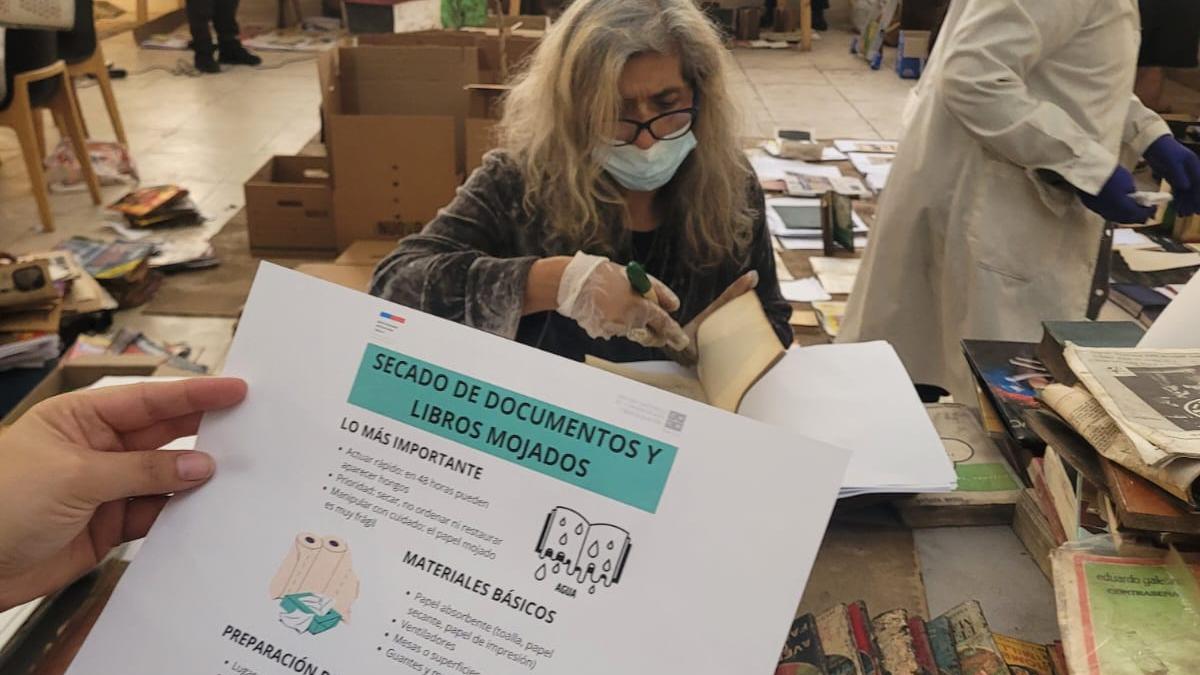 Trabajo de secado del material.