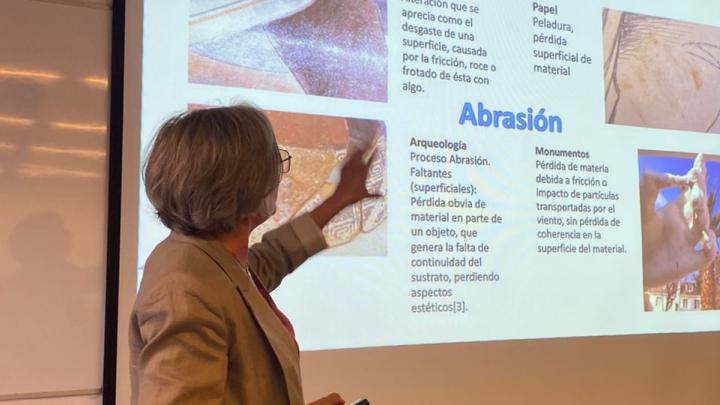 Angela Benavente en la presentación