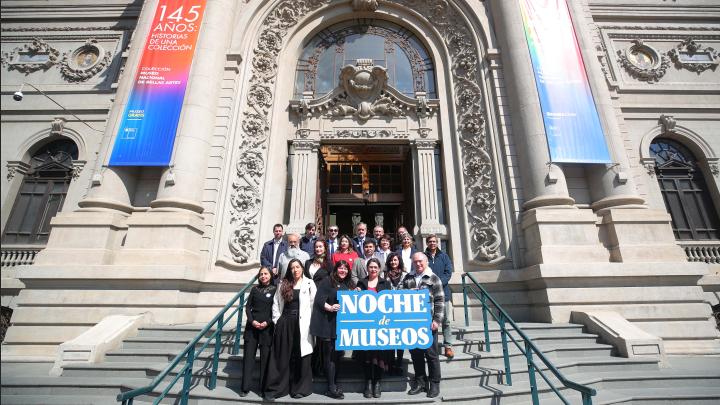 Frontis del MNBA con autoridadades en lanzamiento Noche de Museos 2026