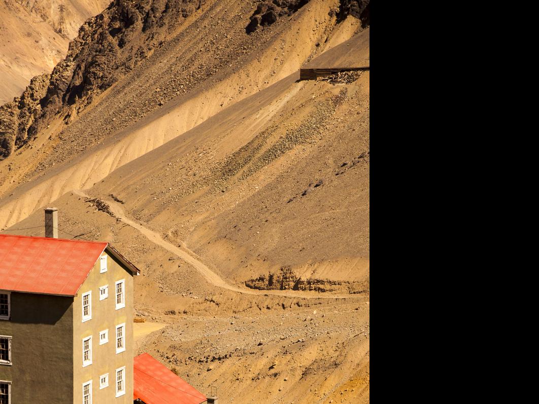 Edificios de cinco pisos construidos en madera.