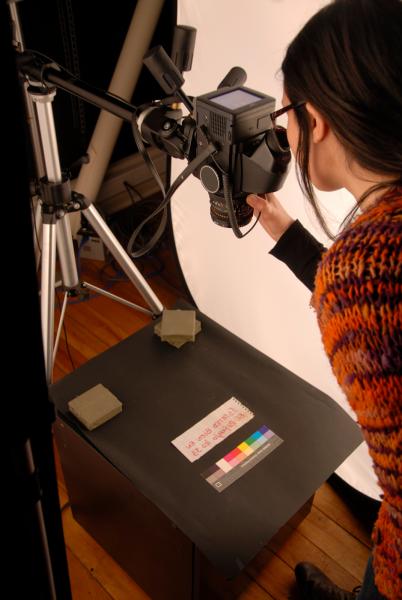 En agosto de 2011, pasó por nuestro estudio el mensaje escrito en una hoja de cuaderno y plumón rojo