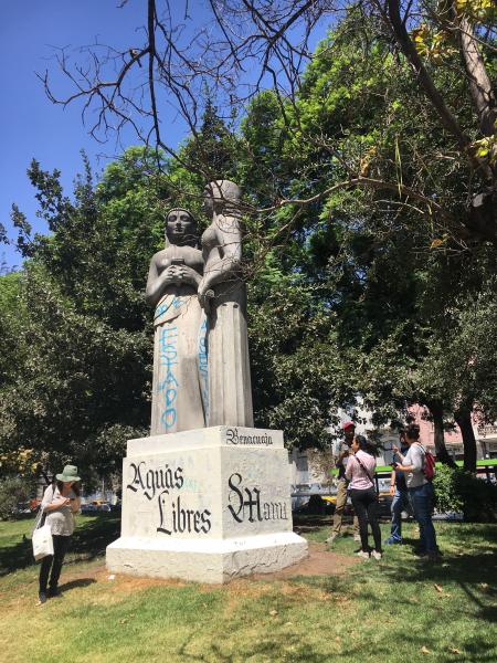 Registro en terreno de los Monumentos Públicos en eje Alameda.