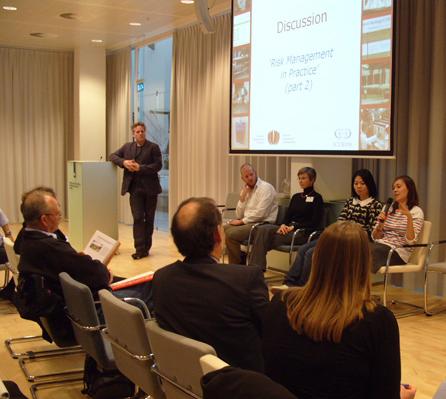 Alumnos esponiendo sus trabajos.Ossa, C. 2012, Archivo CNCR