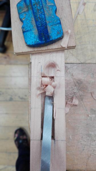 Ensamble Caja y Espiga