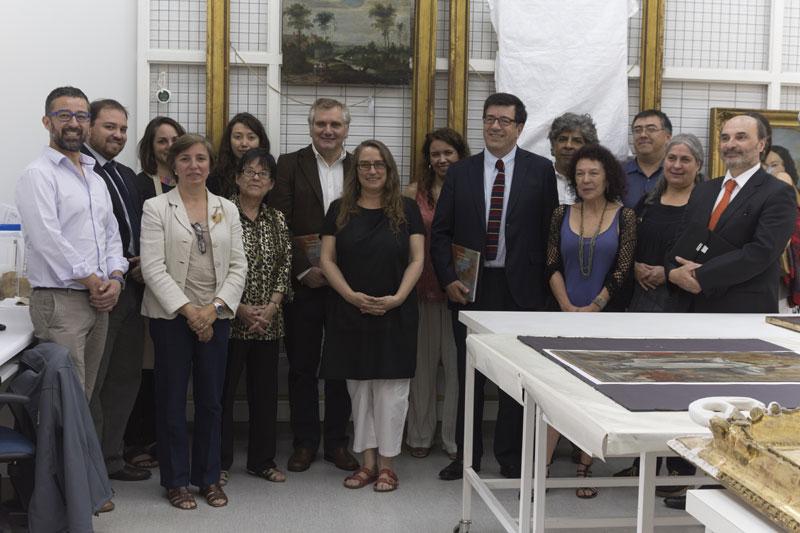 Autoridades y profesionales Autoridades y profesionales
