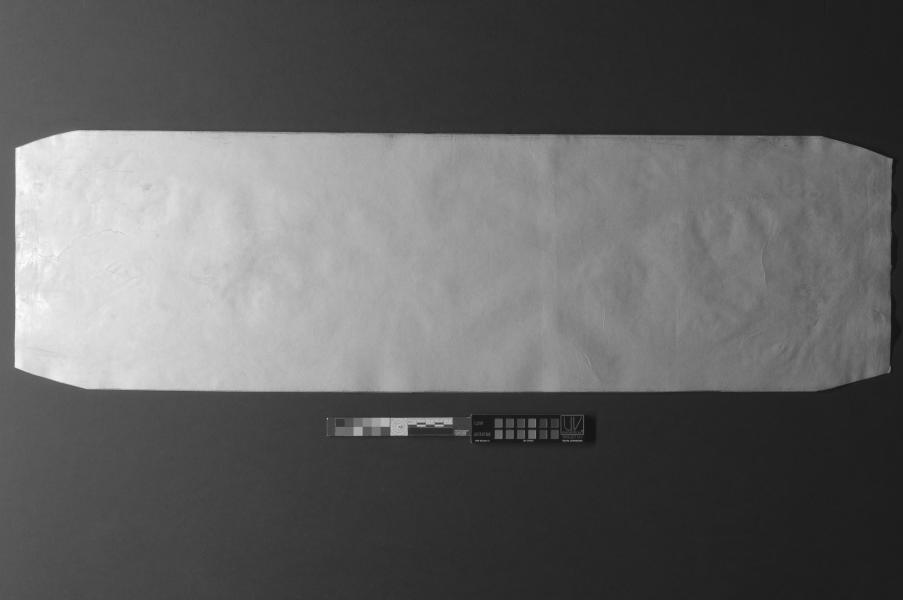 Figura 48. Reverso. Vista frontal de sismograma núm.  11 del terremoto de Calama de 1950 con luz rasante, después del tratamiento (Fotografía: Monteverde Puig, P. 2022. Archivo CNCR. UDVI1913.34) udvi1913.34.jpg